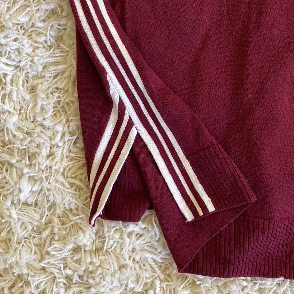 Varsity Striped Lightweight Soft Cardigan Sweater front pockets V-neck button up - Picture 4 of 11